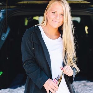 Meet your Posher, Molly